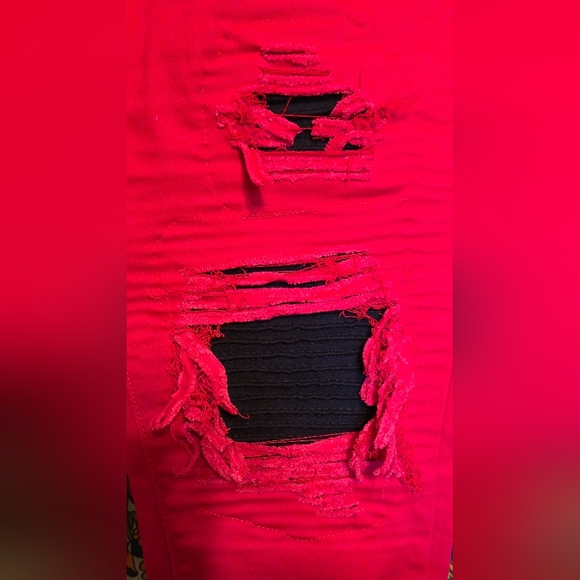 Stylish Red Distressed Men's Jeans 32x32 - Picture 3 of 3